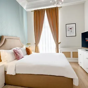 Matisse Old Town Apartmanhotel