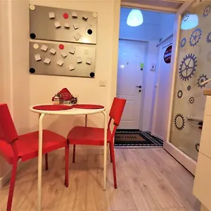 Luxury Piata Universitate Old Town Apartment