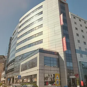 Hello Gara De Nord Bukurešť