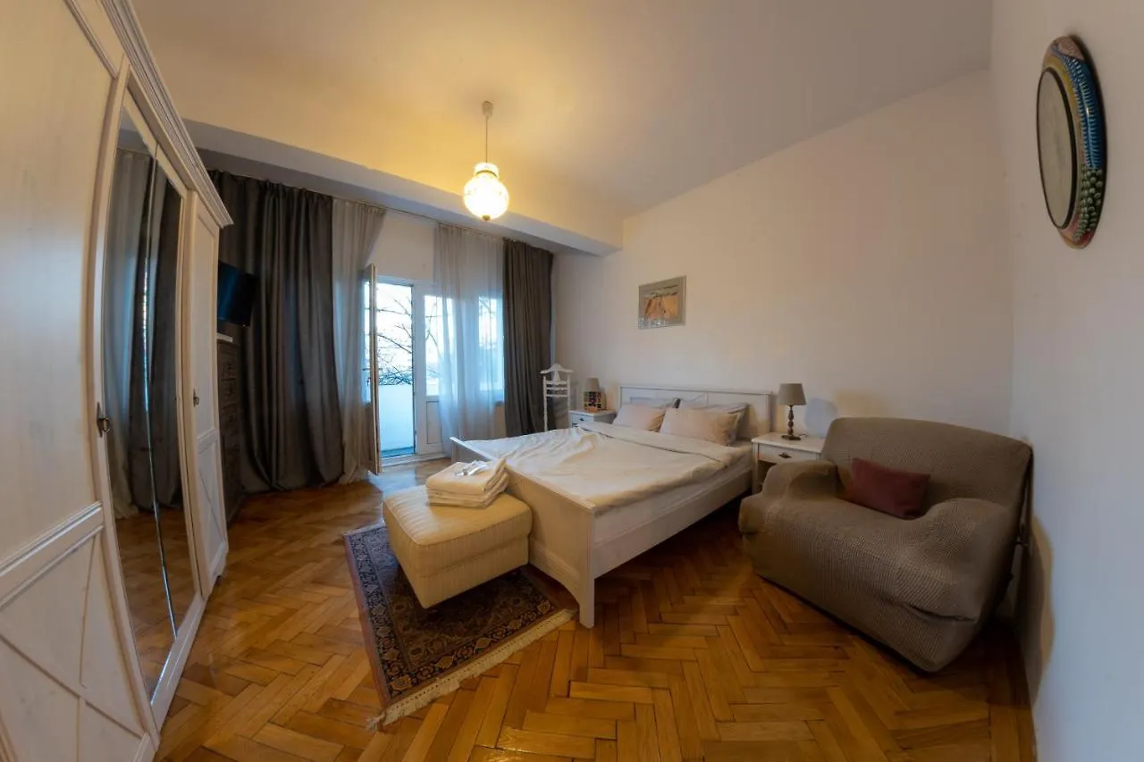 Nottara Theatre Spacious 85Sqm 1Br Ap With Self Check In Bucharest Apartment