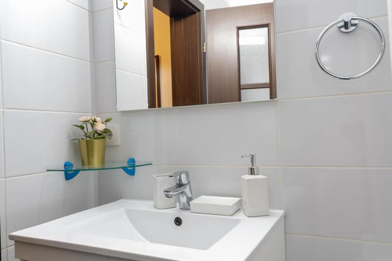 Nottara Theatre Spacious 85Sqm 1Br Ap With Self Check In Bucharest 0*,